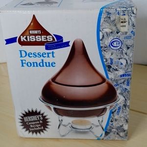 HERSHEY'S KISSES Dessert Fondue